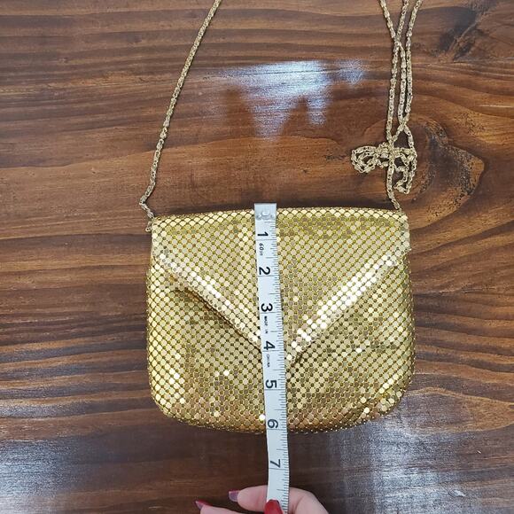 Vintage Gold Metal Mesh Shoulder Bag Chain Strap Flap Wedding Glam Holiday Party - Picture 11 of 12